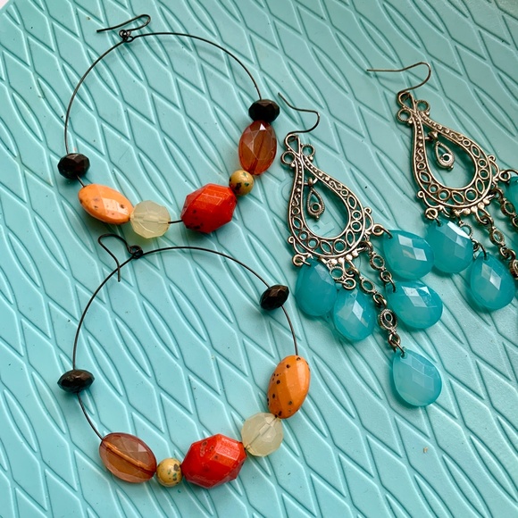 Earrings Boho Vintage - Blue Bead Chandelier Dangles & Big Hoop Earrings - Picture 3 of 6